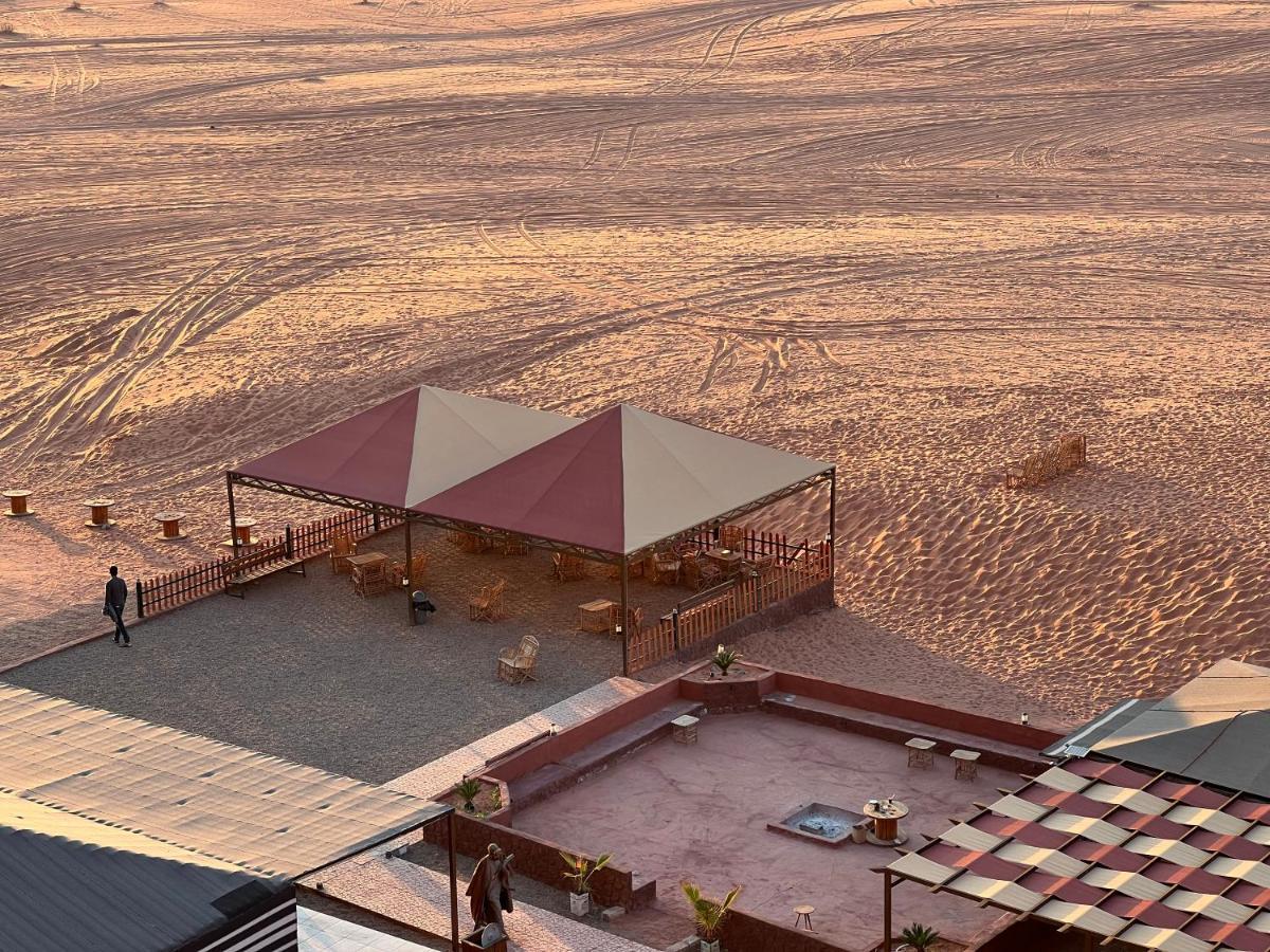 Wadi Rum Eagle Luxury Camp Exterior photo